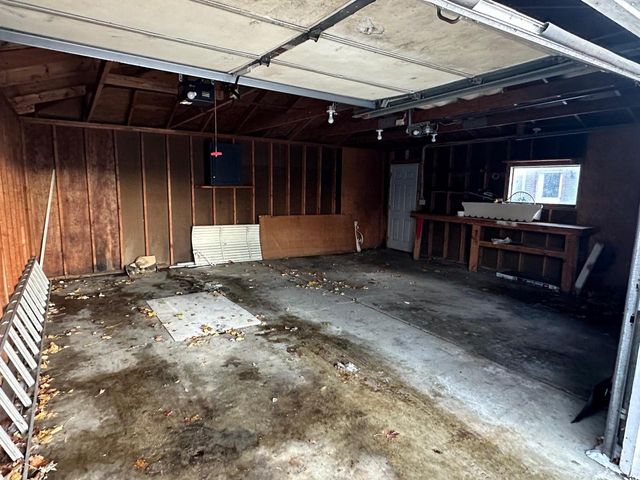 1634 S 10th STREET, Manitowoc, WI 54220