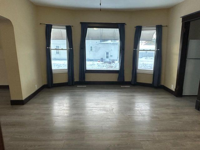 1634 S 10th STREET, Manitowoc, WI 54220