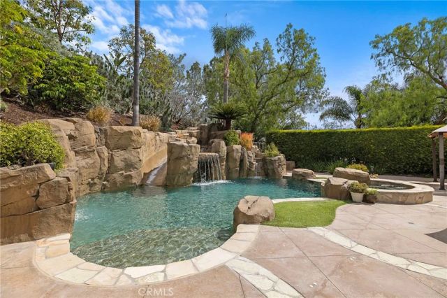 7 Skylark, Aliso Viejo, CA 92656