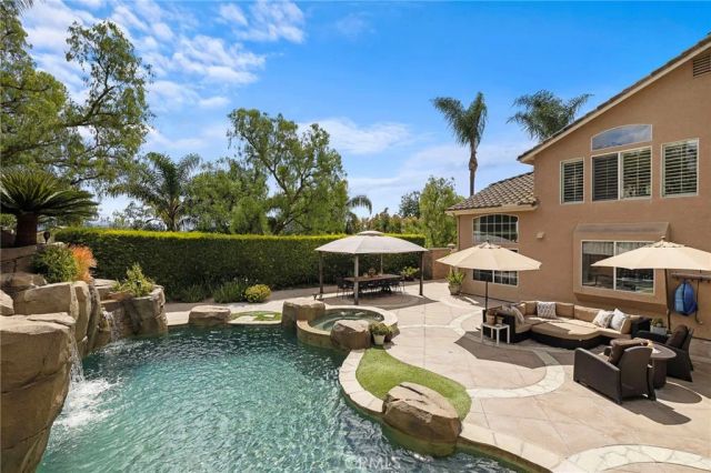 7 Skylark, Aliso Viejo, CA 92656