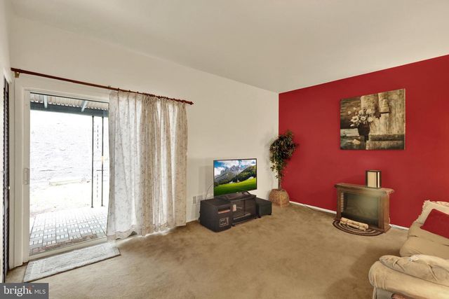 1026 FOX RUN, Reading, PA 19606