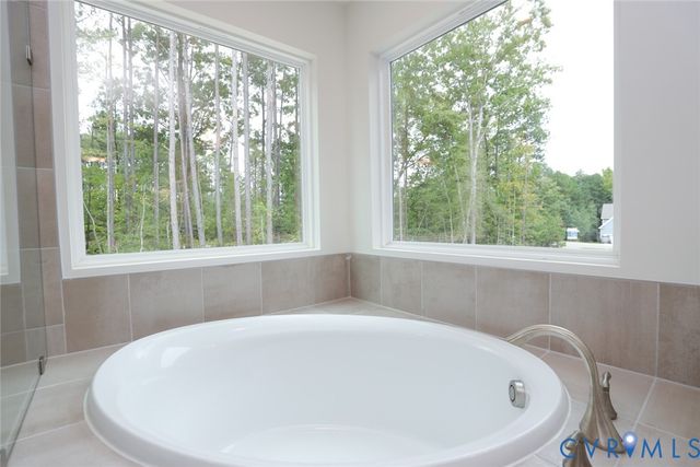 5278 Ashborough Dr, Providence Forge, VA 23140