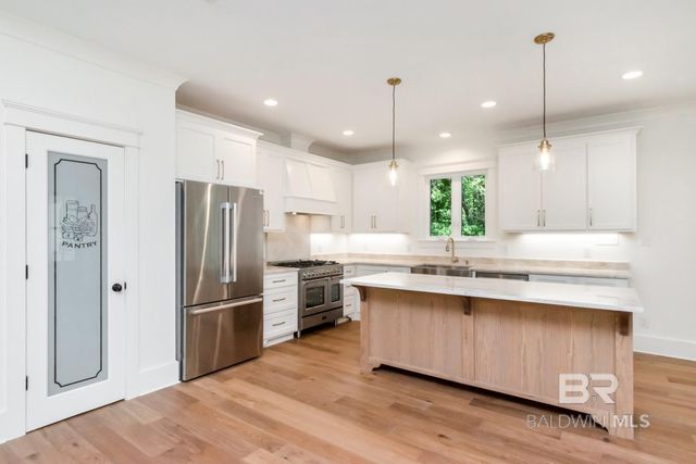 312 Beall Lane, Daphne, AL 36526