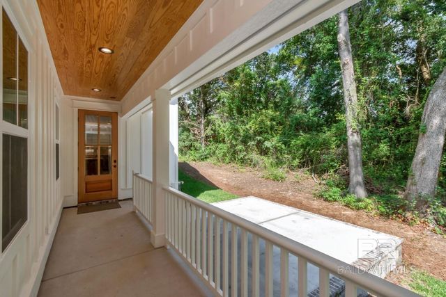 312 Beall Lane, Daphne, AL 36526