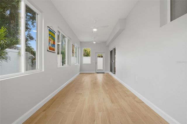 7035 14TH STREET S, St Petersburg, FL 33705