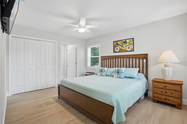 7035 14TH STREET S, St Petersburg, FL 33705