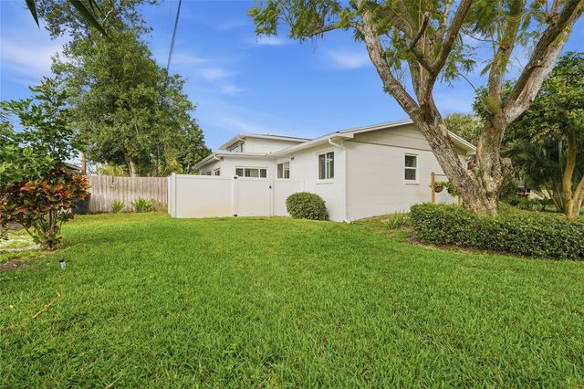 7035 14TH STREET S, St Petersburg, FL 33705