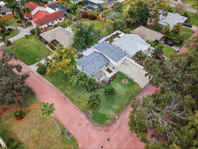 7035 14TH STREET S, St Petersburg, FL 33705