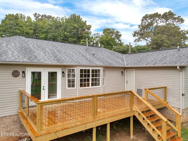 210 N Clark St, Sweetwater, TN 37874