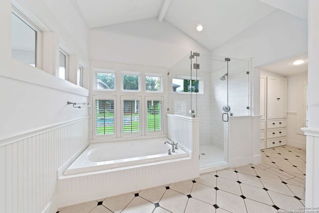 929 Cambridge Oval, San Antonio, TX 78209