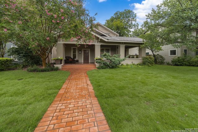 929 Cambridge Oval, San Antonio, TX 78209