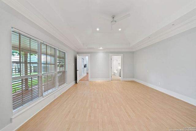 929 Cambridge Oval, San Antonio, TX 78209