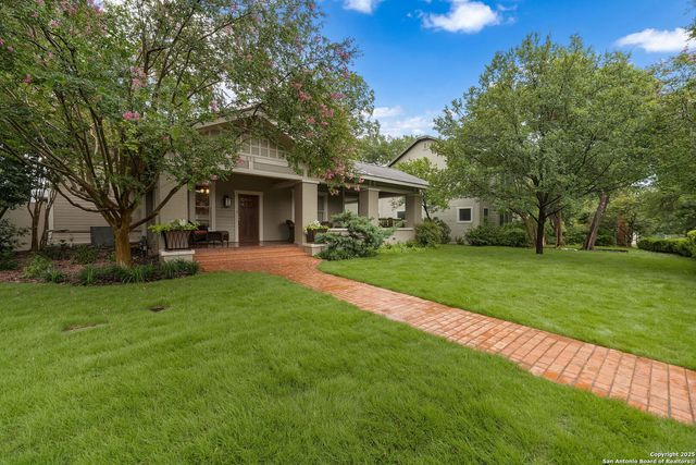 929 Cambridge Oval, San Antonio, TX 78209