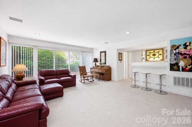 515 N Poplar Street, Charlotte, NC 28202