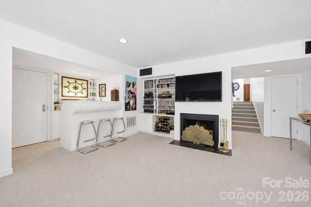 515 N Poplar Street, Charlotte, NC 28202