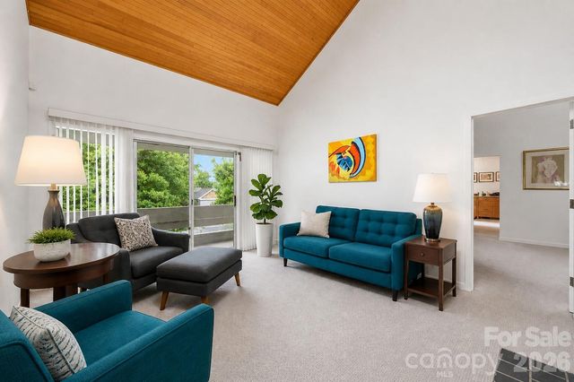 515 N Poplar Street, Charlotte, NC 28202