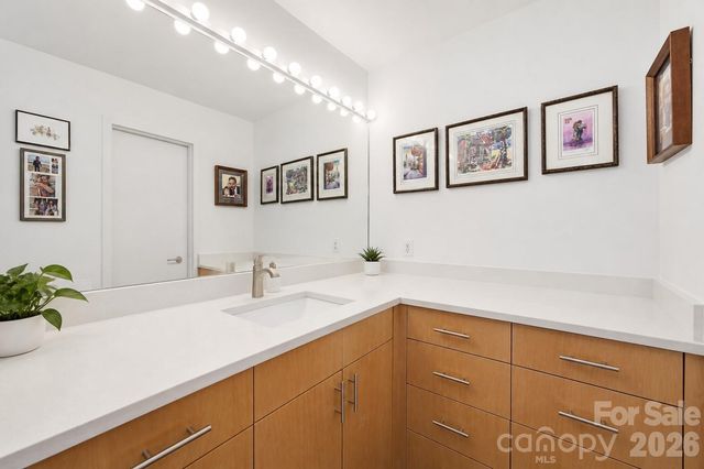 515 N Poplar Street, Charlotte, NC 28202