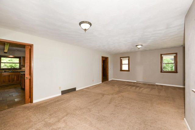 W7478 Pleasant STREET, Delavan, WI 53115