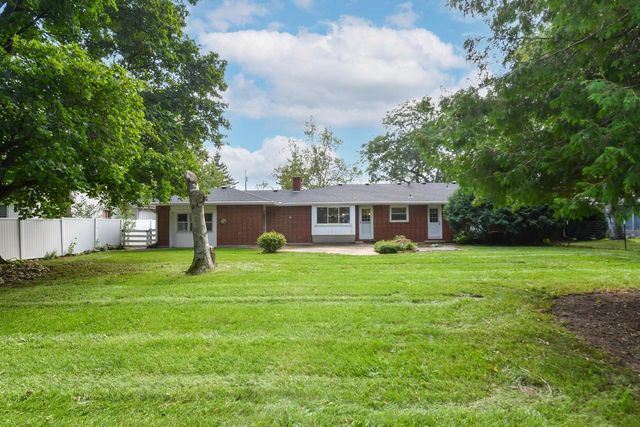 W7478 Pleasant STREET, Delavan, WI 53115