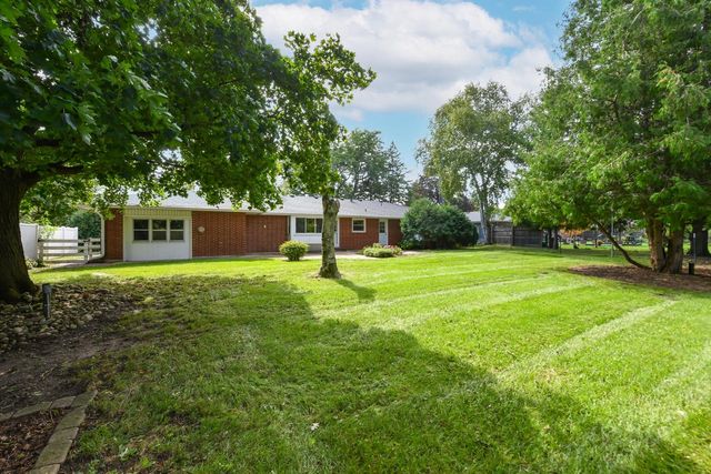 W7478 Pleasant STREET, Delavan, WI 53115