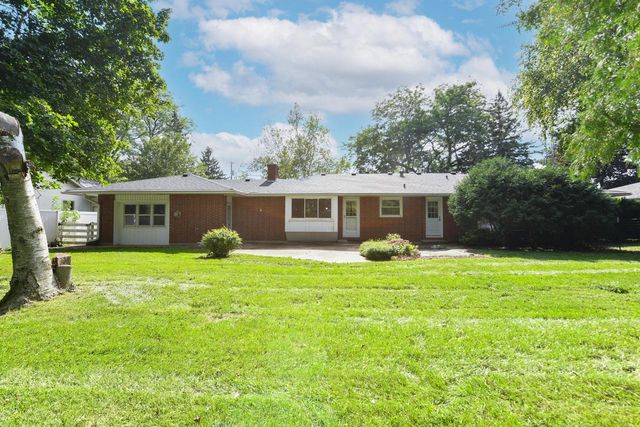 W7478 Pleasant STREET, Delavan, WI 53115