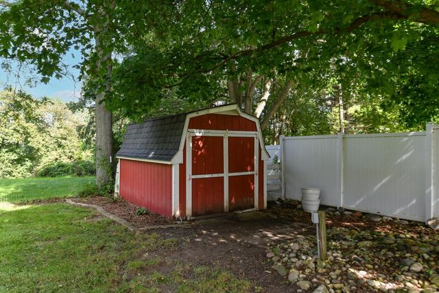 W7478 Pleasant STREET, Delavan, WI 53115