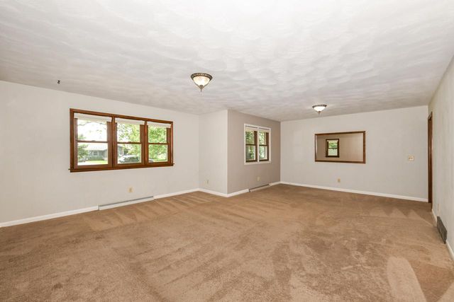 W7478 Pleasant STREET, Delavan, WI 53115