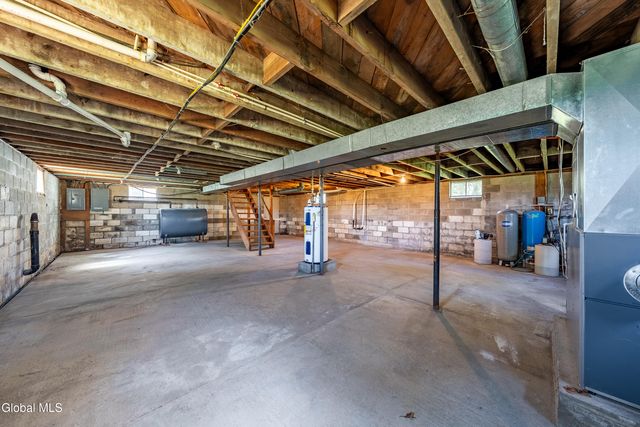 109 County Route 412, Westerlo, NY 12193