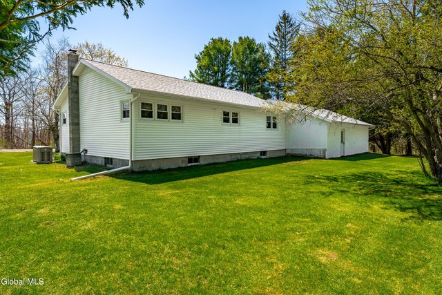 109 County Route 412, Westerlo, NY 12193