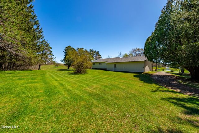 109 County Route 412, Westerlo, NY 12193