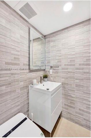 4001 S Ocean Dr 3L, Hollywood, FL 33019