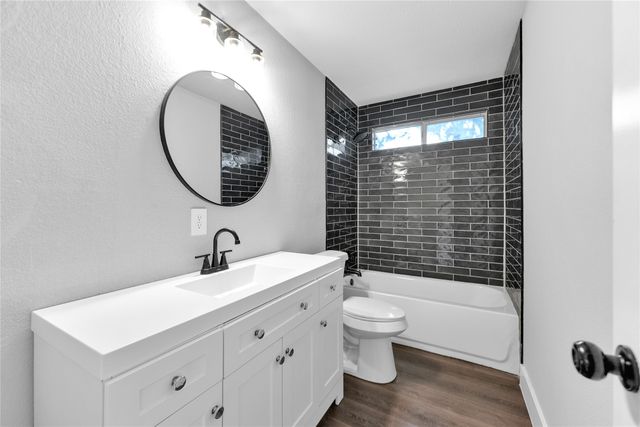 416 Cross Cut Drive, Arlington, TX 76018