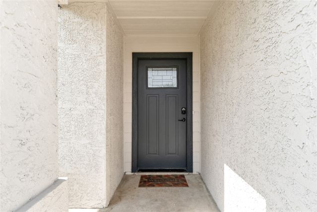 416 Cross Cut Drive, Arlington, TX 76018