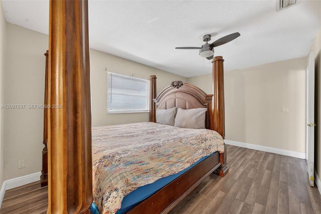 4921 NW 15th Ave, Deerfield Beach, FL 33064