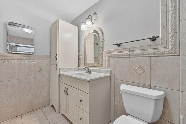 4921 NW 15th Ave, Deerfield Beach, FL 33064