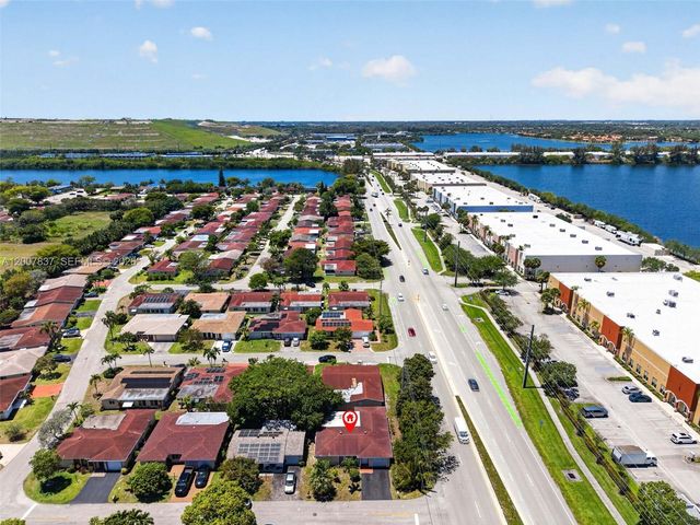 4921 NW 15th Ave, Deerfield Beach, FL 33064