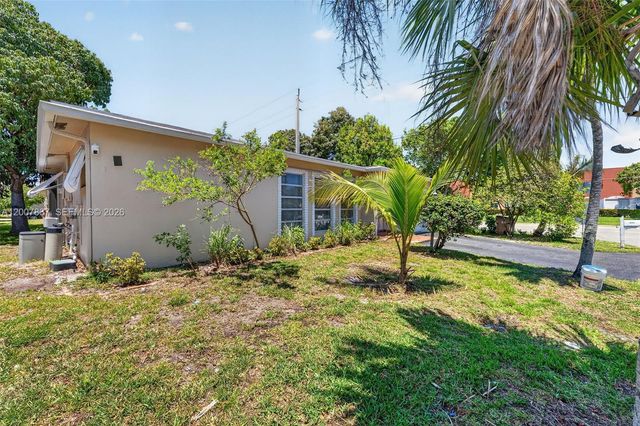 4921 NW 15th Ave, Deerfield Beach, FL 33064