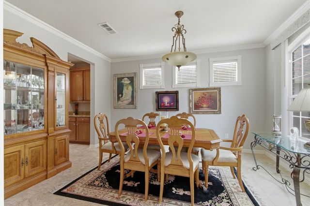 9601 Grandview Drive, Denton, TX 76207