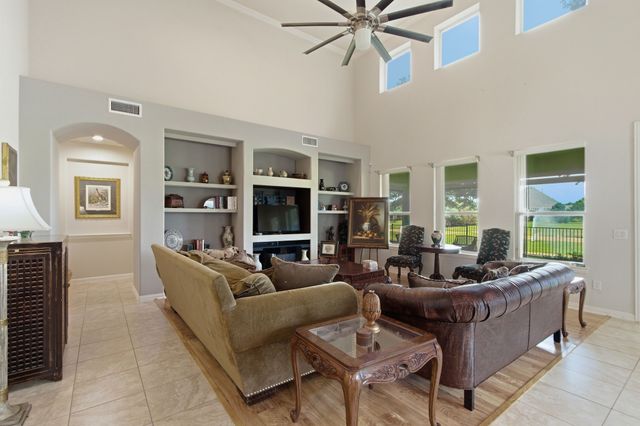 9601 Grandview Drive, Denton, TX 76207