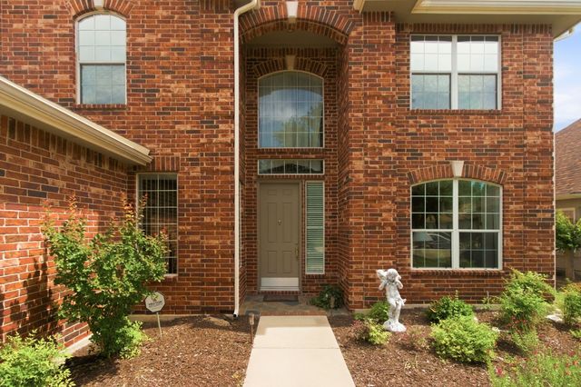 9601 Grandview Drive, Denton, TX 76207