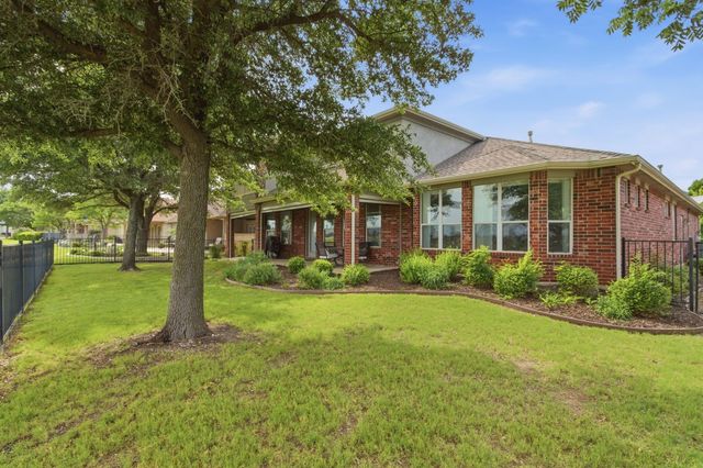 9601 Grandview Drive, Denton, TX 76207