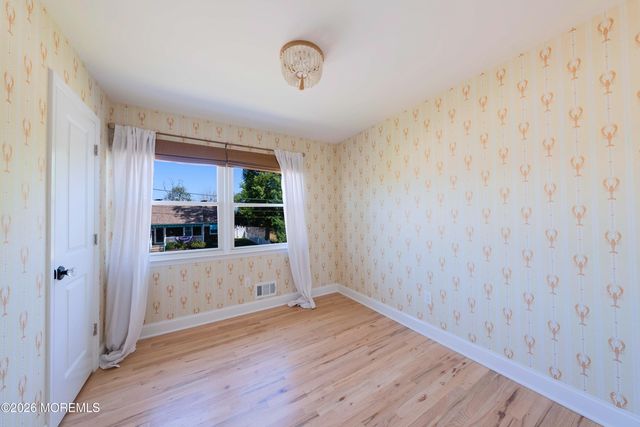 8 Woolley Street, Monmouth Beach, NJ 07750