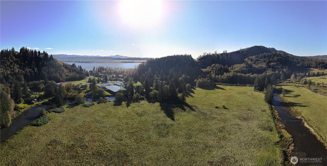 105 E Valley Road, Skamokawa, WA 98647