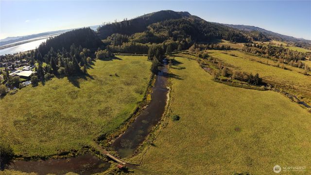 105 E Valley Road, Skamokawa, WA 98647