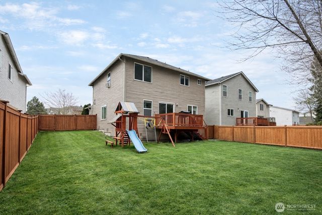 615 Monarch Boulevard, Mount Vernon, WA 98273