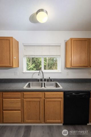 615 Monarch Boulevard, Mount Vernon, WA 98273