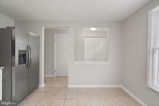 3601 WHARF LN, Triangle, VA 22172