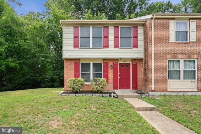 3601 WHARF LN, Triangle, VA 22172