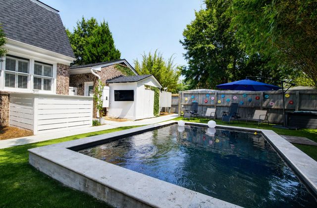 740 Shamrock Lane, Charleston, SC 29412