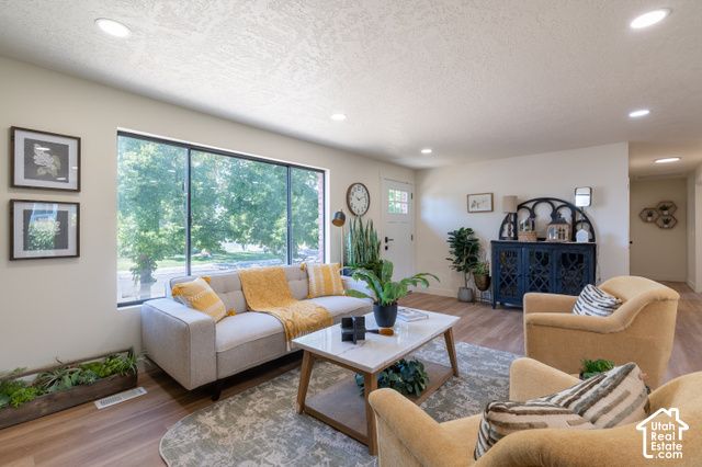 7691 S 900 E, Midvale, UT 84047